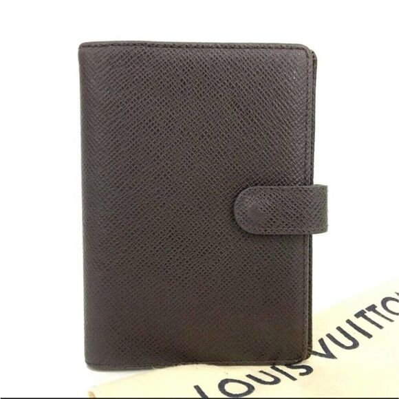 Authentic Louis Vuitton Taiga Agenda PM Leather Notebook Cover /R2932 - Picture 1 of 7
